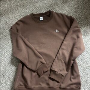ALO Yoga Men's Chocolate Crewneck Sweater